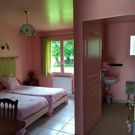 瑞莱斯岩石通道b&b酒店